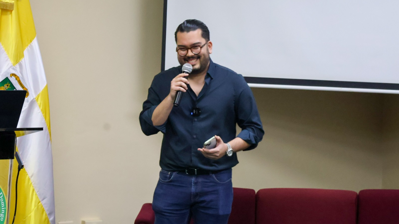 Conferencia sobre creatividad e inteligencia artificial en la UCSD