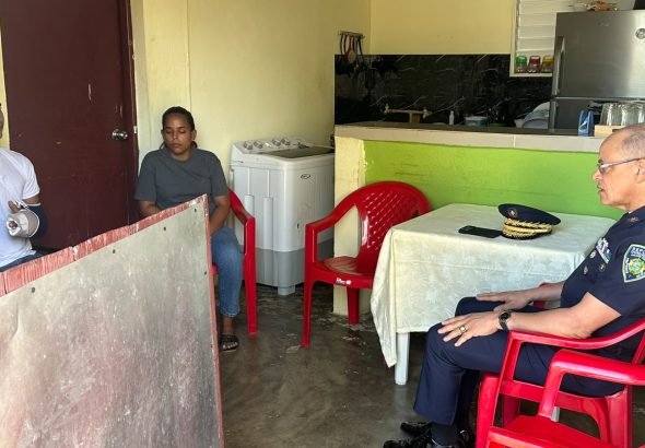 Visita del director general de la Policía Nacional a agentes lesionados y sus familiares